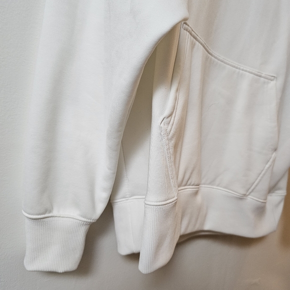 Nike Therma-FIT White Hoodie - Picture 3 of 9